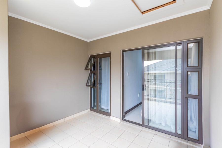 1 Bedroom Property for Sale in Broadacres Gauteng