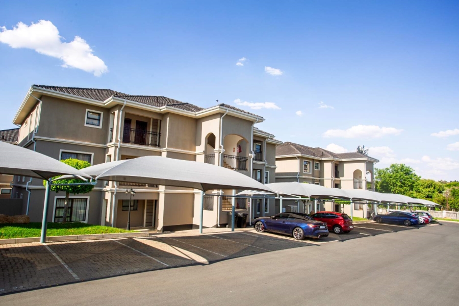 1 Bedroom Property for Sale in Broadacres Gauteng