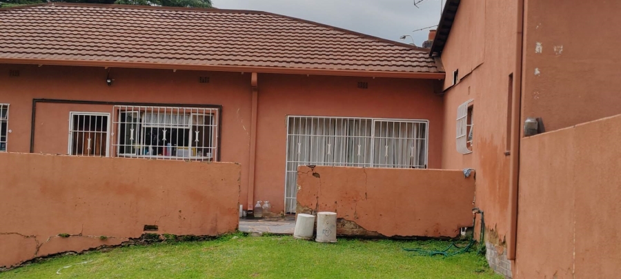 4 Bedroom Property for Sale in Dunsevern Gauteng