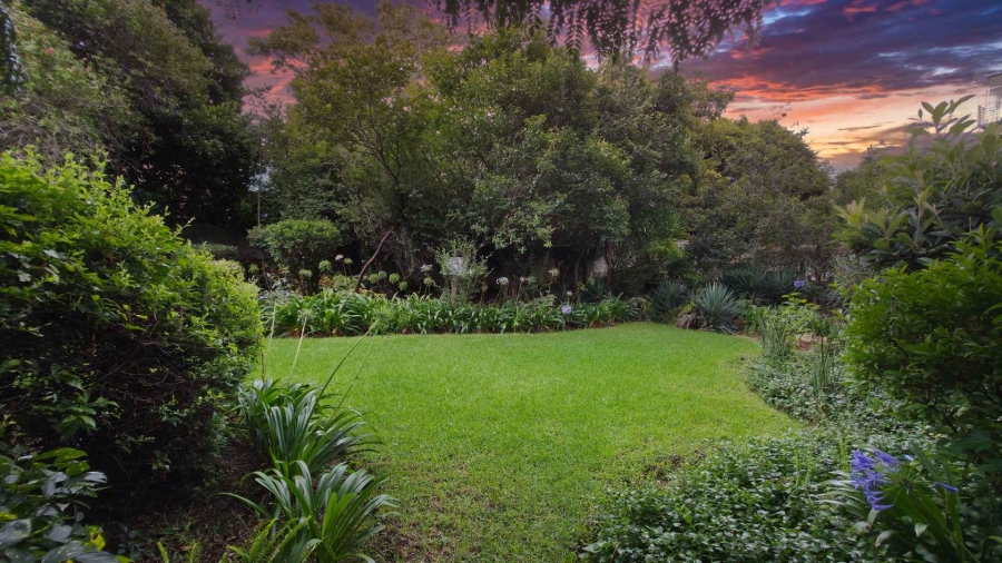 2 Bedroom Property for Sale in Illovo Gauteng