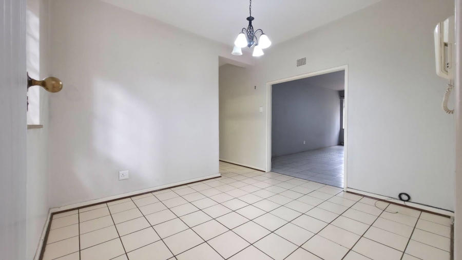 2 Bedroom Property for Sale in Illovo Gauteng