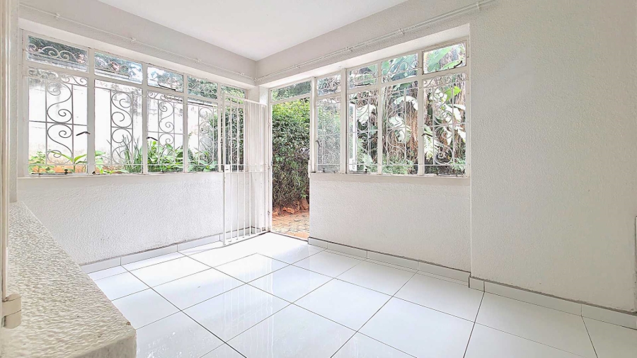 2 Bedroom Property for Sale in Illovo Gauteng