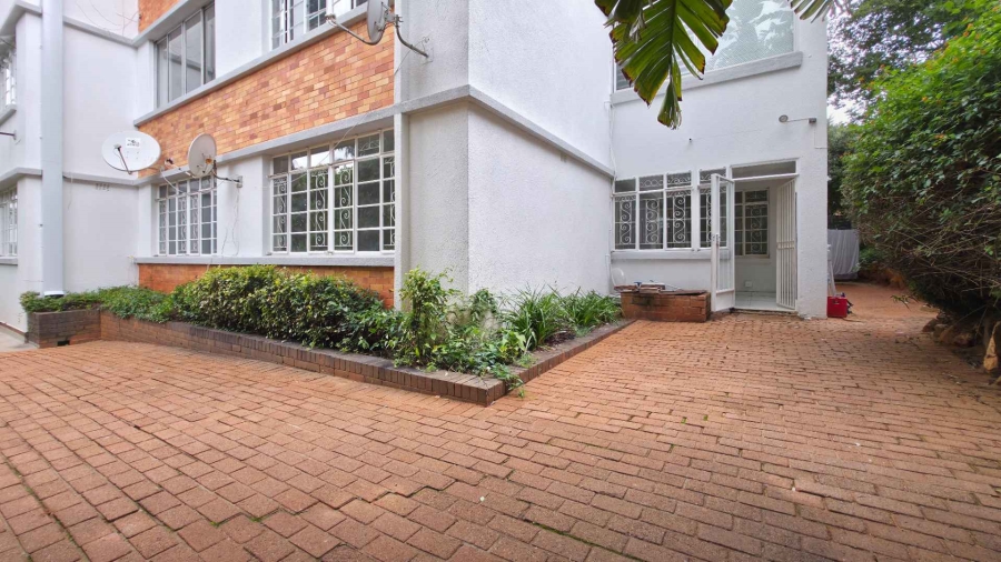 2 Bedroom Property for Sale in Illovo Gauteng