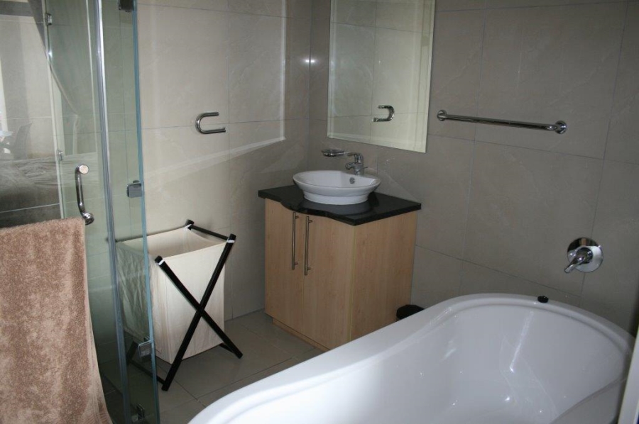 To Let 3 Bedroom Property for Rent in Morningside Gauteng