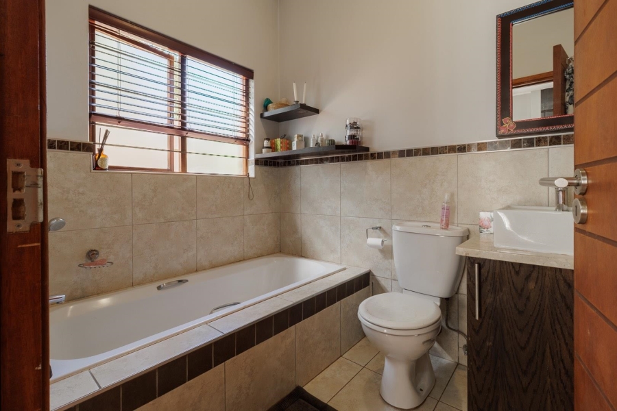 2 Bedroom Property for Sale in Pretorius Park Gauteng