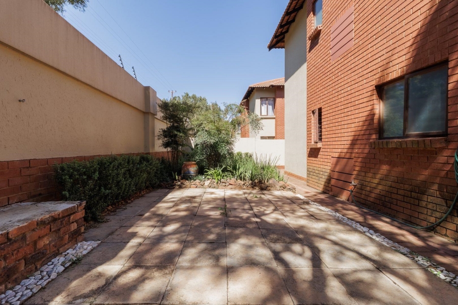 2 Bedroom Property for Sale in Pretorius Park Gauteng