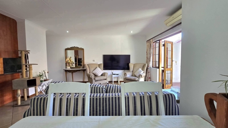 To Let 2 Bedroom Property for Rent in Meyersdal Gauteng