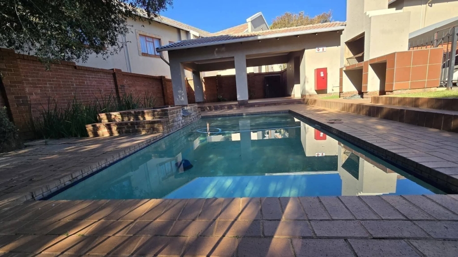 To Let 2 Bedroom Property for Rent in Meyersdal Gauteng