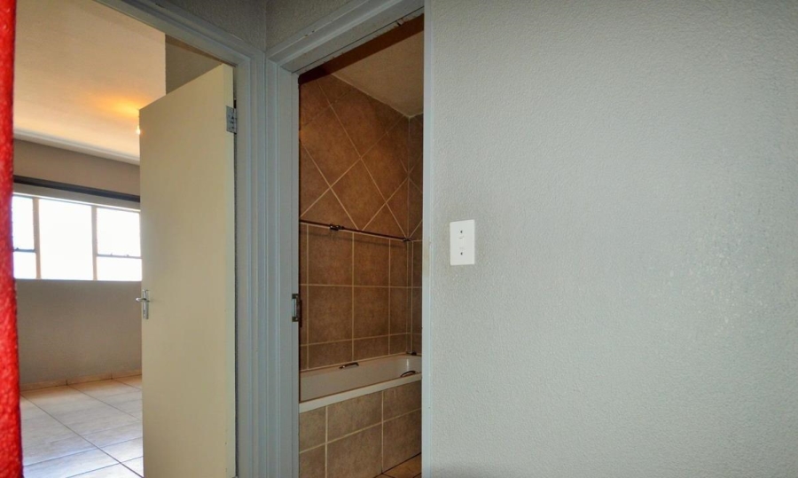 2 Bedroom Property for Sale in Alberton Gauteng