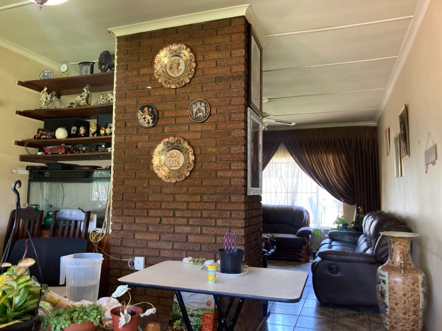 3 Bedroom Property for Sale in Albemarle Gauteng