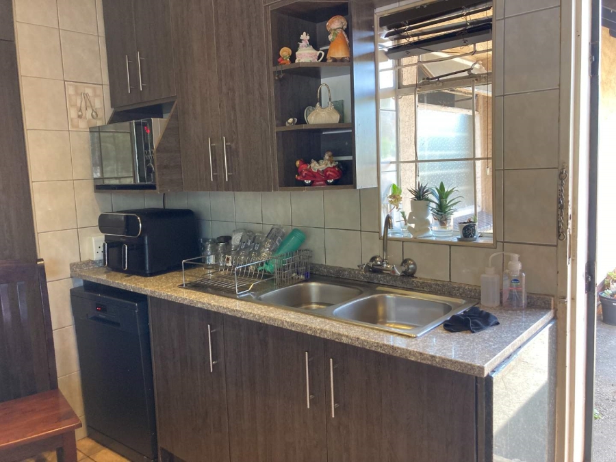 3 Bedroom Property for Sale in Albemarle Gauteng