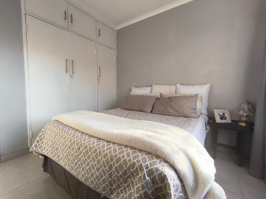 3 Bedroom Property for Sale in Brackenhurst Gauteng