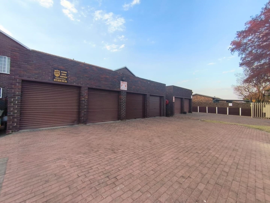 3 Bedroom Property for Sale in Brackenhurst Gauteng