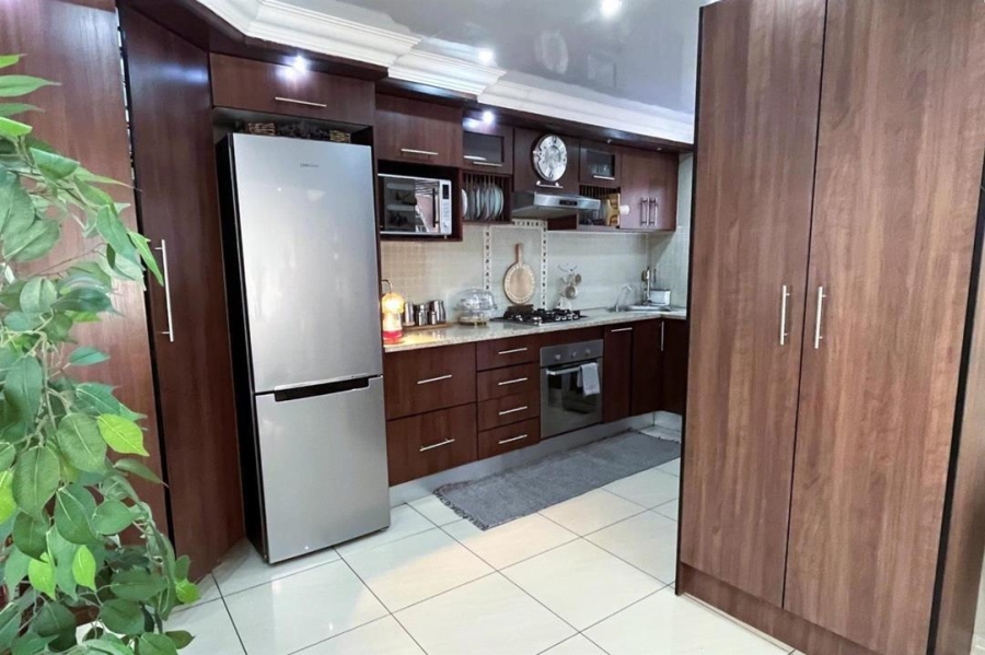 2 Bedroom Property for Sale in Elandspark Gauteng