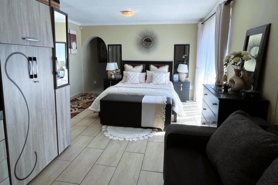 2 Bedroom Property for Sale in Elandspark Gauteng