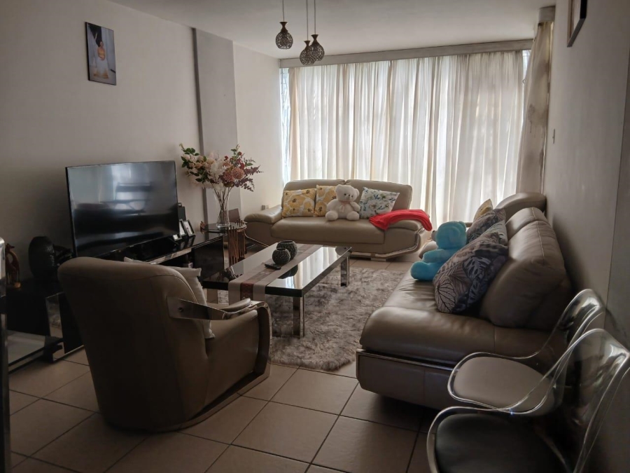 2 Bedroom Property for Sale in Denlee Gauteng