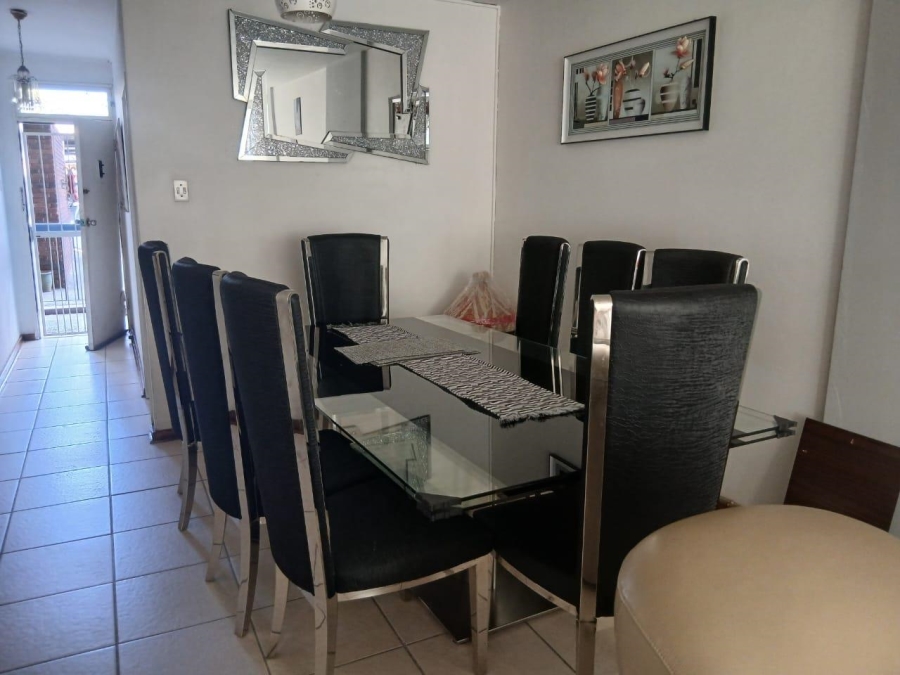 2 Bedroom Property for Sale in Denlee Gauteng