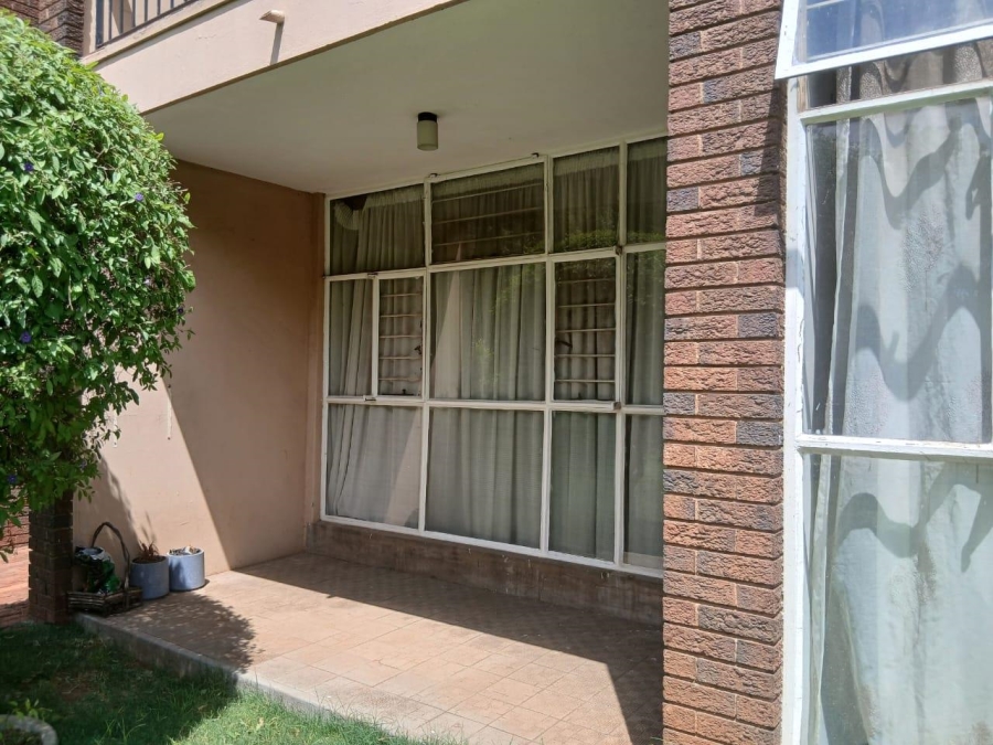 2 Bedroom Property for Sale in Denlee Gauteng