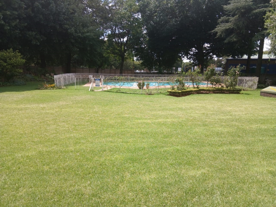 2 Bedroom Property for Sale in Denlee Gauteng