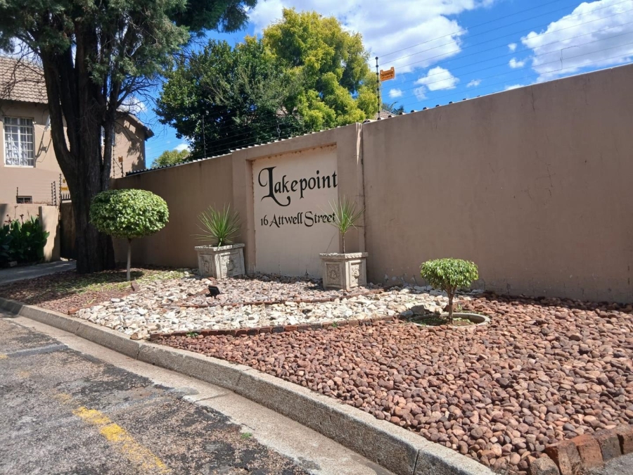 2 Bedroom Property for Sale in Denlee Gauteng