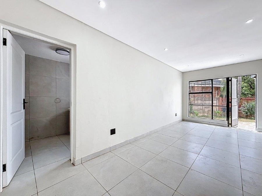 4 Bedroom Property for Sale in Constantia Park Gauteng