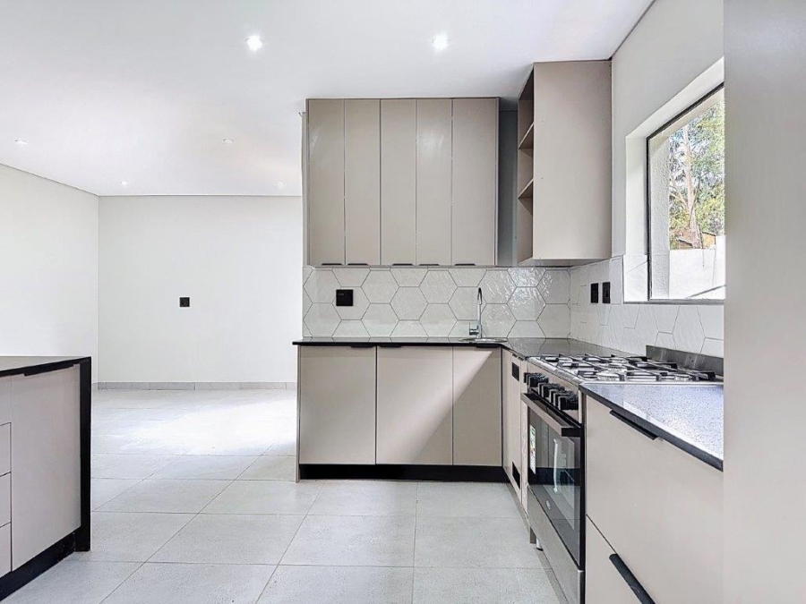 4 Bedroom Property for Sale in Constantia Park Gauteng