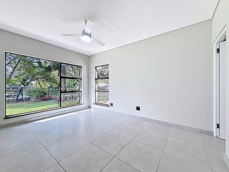 4 Bedroom Property for Sale in Constantia Park Gauteng