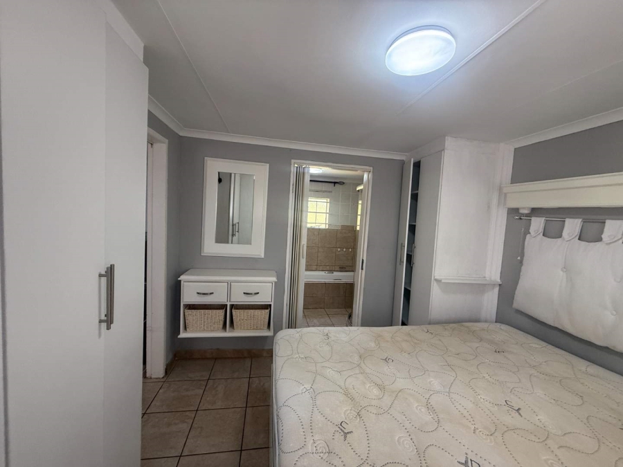 To Let 1 Bedroom Property for Rent in Rangeview Gauteng