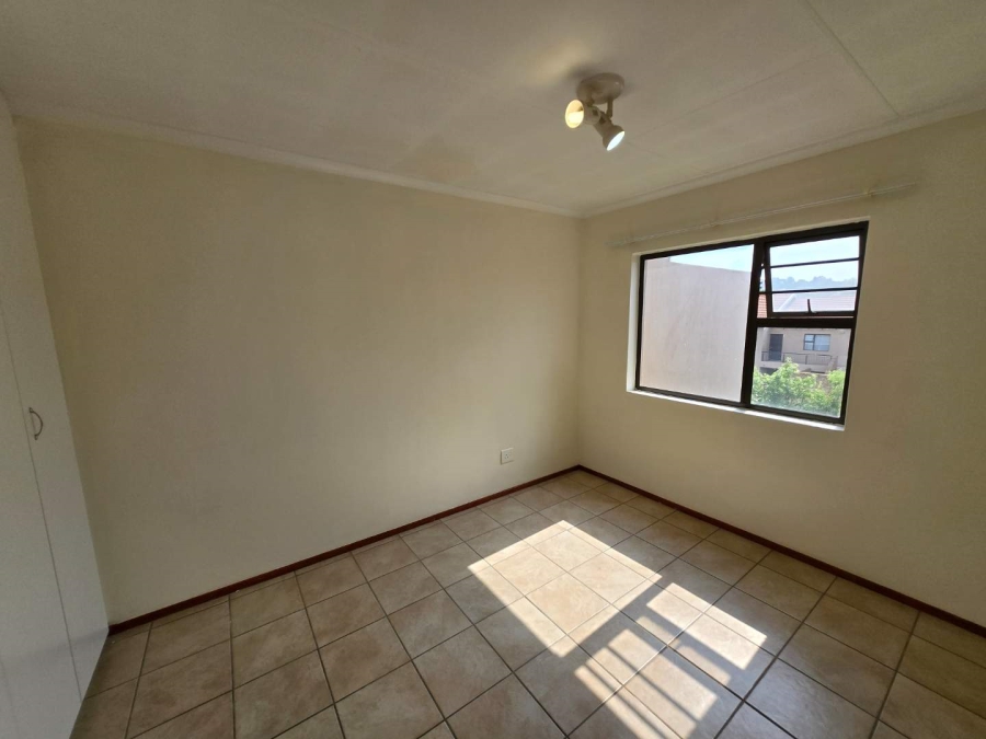 To Let 2 Bedroom Property for Rent in Noordhang Gauteng