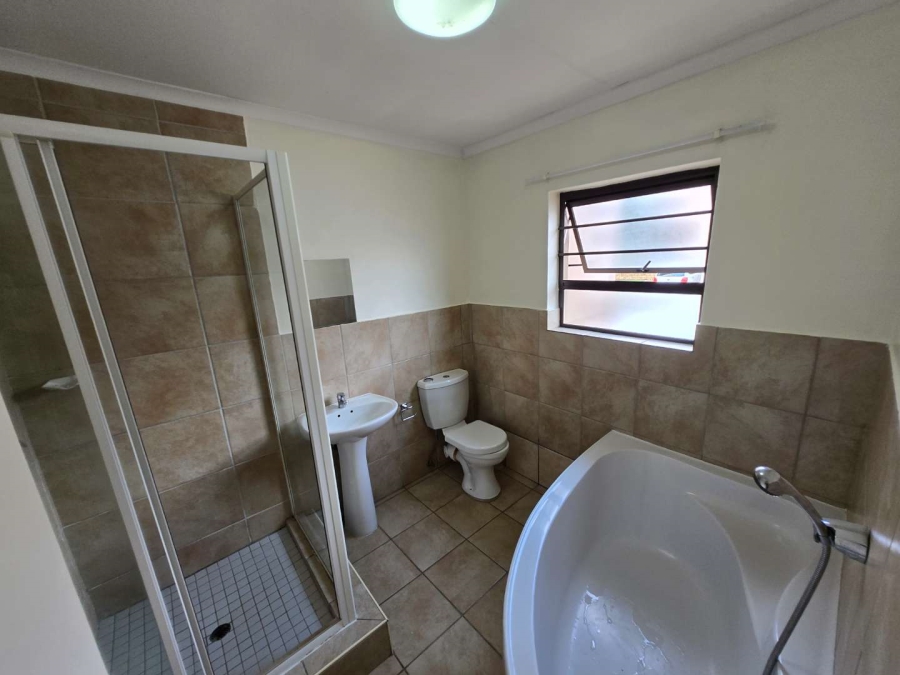 To Let 2 Bedroom Property for Rent in Noordhang Gauteng