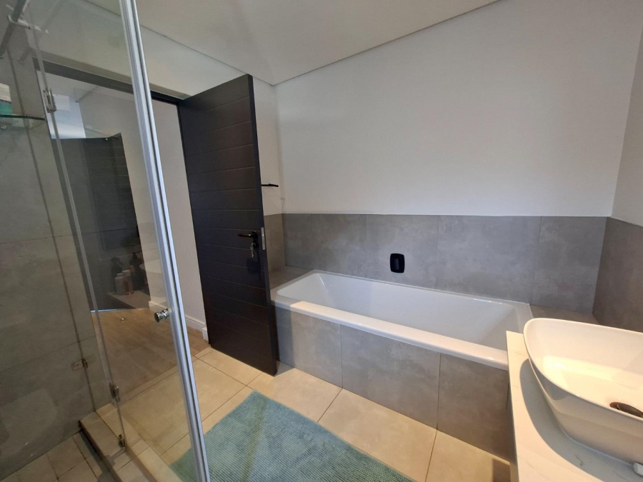 To Let 3 Bedroom Property for Rent in Bryanston Gauteng