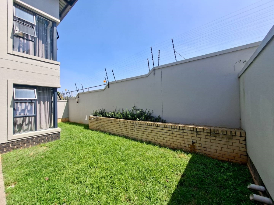 To Let 3 Bedroom Property for Rent in Bryanston Gauteng