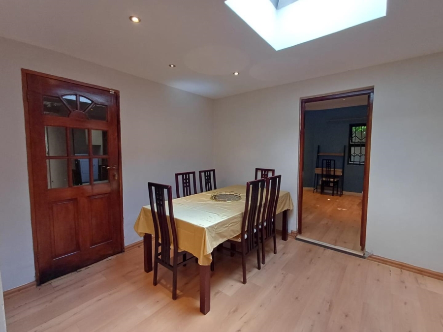 To Let 3 Bedroom Property for Rent in Olivedale Gauteng