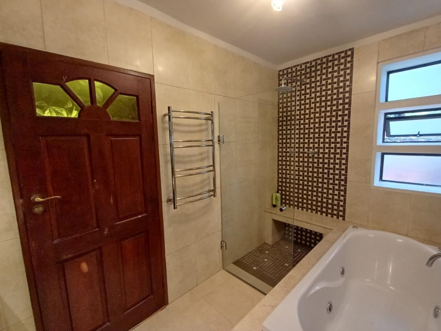 To Let 3 Bedroom Property for Rent in Olivedale Gauteng