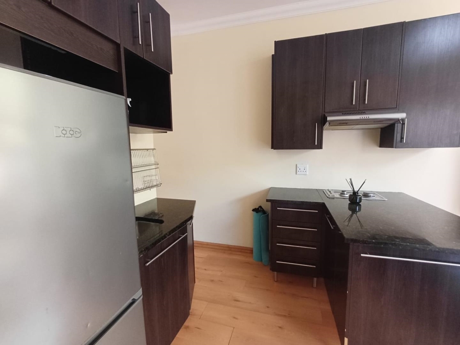 To Let 3 Bedroom Property for Rent in Olivedale Gauteng