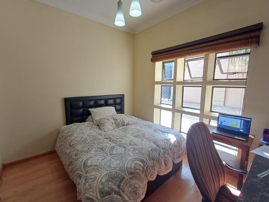 To Let 3 Bedroom Property for Rent in Olivedale Gauteng