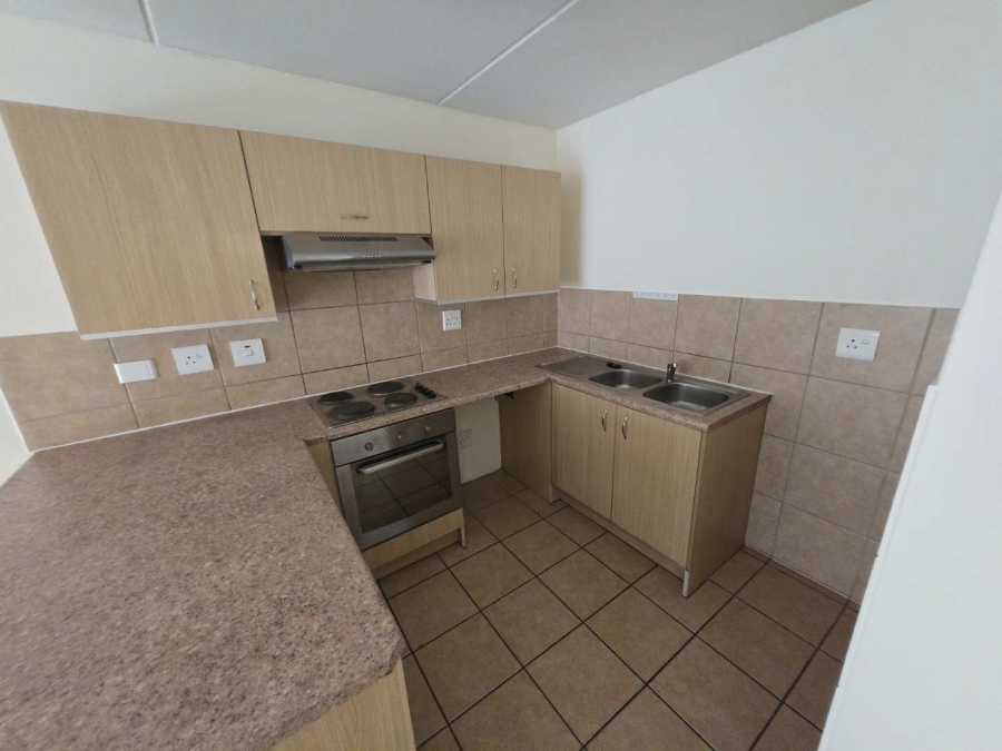 To Let 2 Bedroom Property for Rent in Noordhang Gauteng