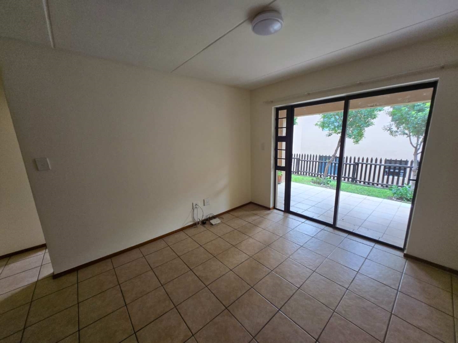 To Let 2 Bedroom Property for Rent in Noordhang Gauteng