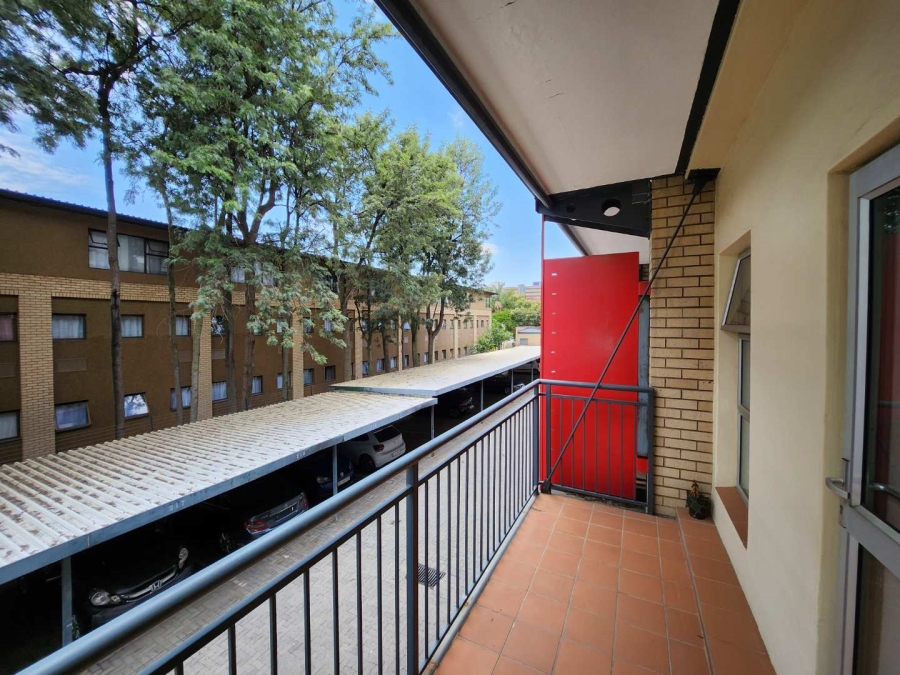 To Let 1 Bedroom Property for Rent in Ferndale Gauteng