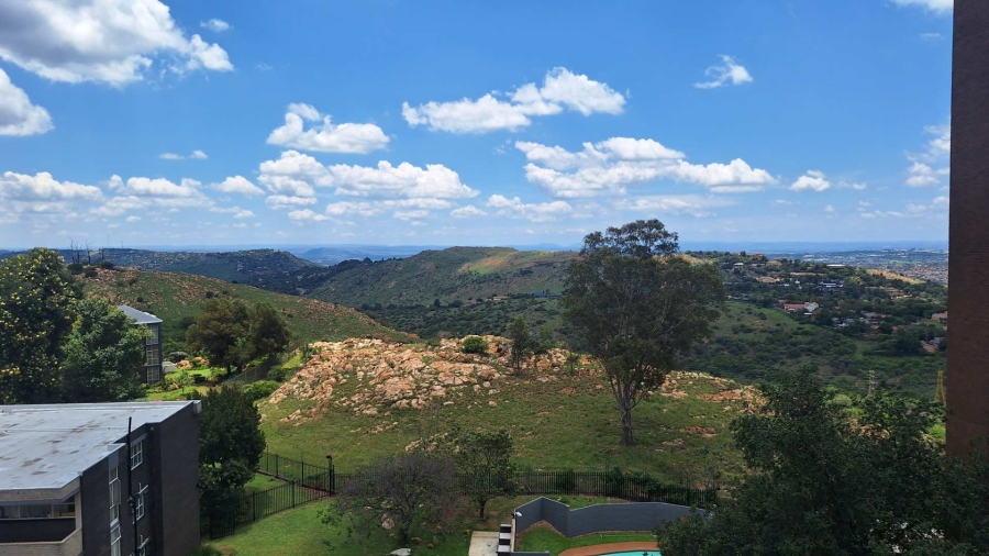 To Let 2 Bedroom Property for Rent in Constantia Kloof Gauteng