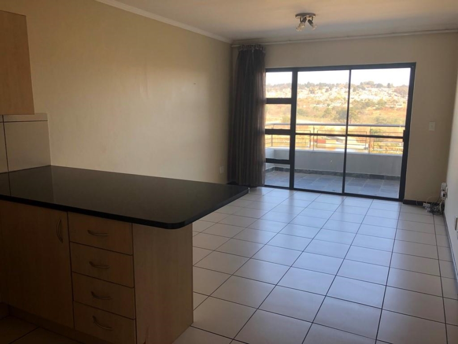 To Let 2 Bedroom Property for Rent in Jackal Creek Golf Estate Gauteng