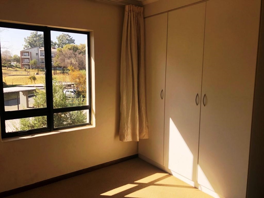 To Let 2 Bedroom Property for Rent in Jackal Creek Golf Estate Gauteng