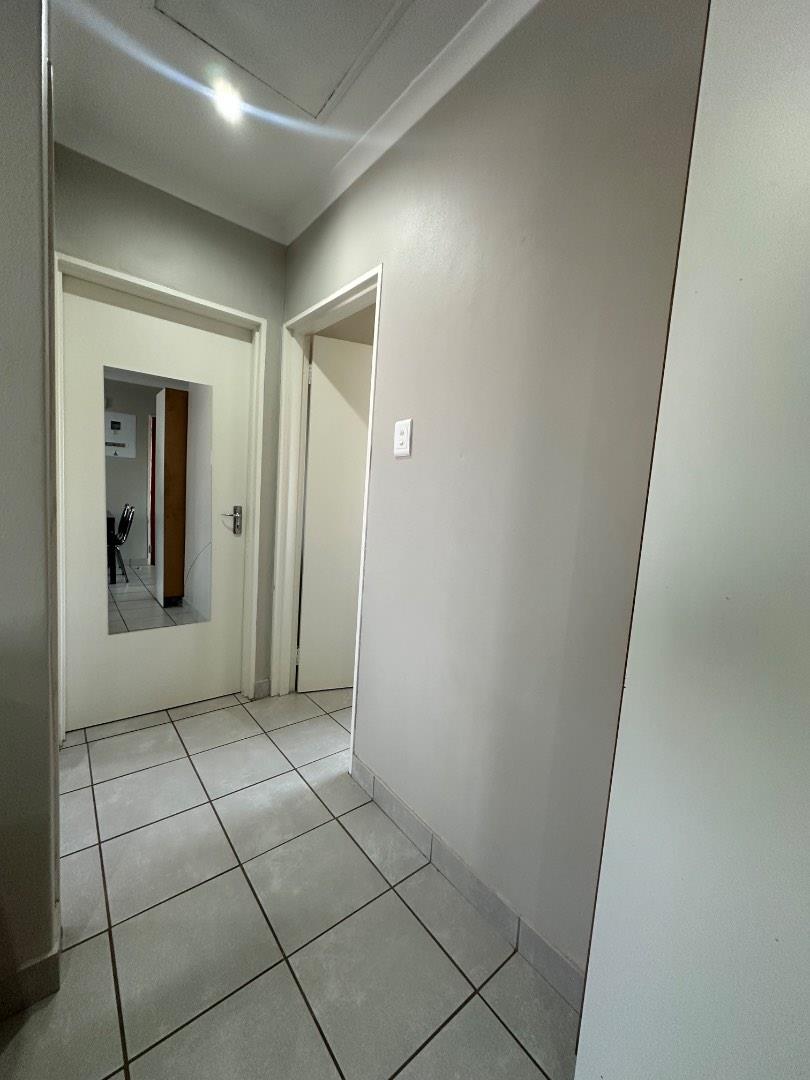 To Let 2 Bedroom Property for Rent in Dawn Park Gauteng