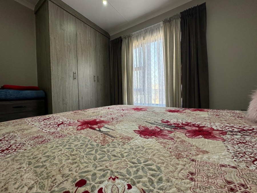 To Let 2 Bedroom Property for Rent in Dawn Park Gauteng