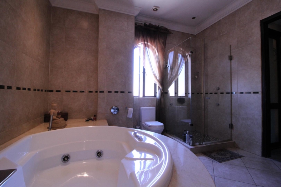 4 Bedroom Property for Sale in Blue Valley Golf Estate Gauteng