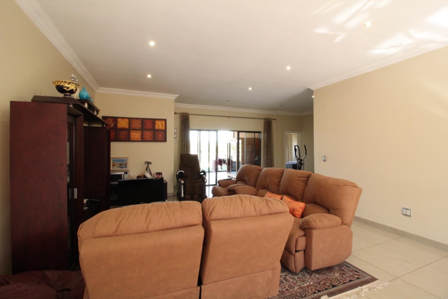 4 Bedroom Property for Sale in Blue Valley Golf Estate Gauteng