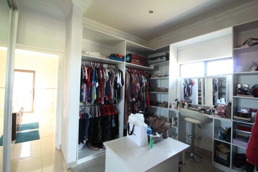 4 Bedroom Property for Sale in Blue Valley Golf Estate Gauteng