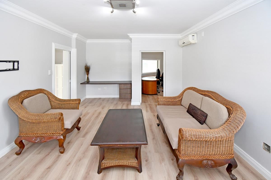 4 Bedroom Property for Sale in Blue Valley Golf Estate Gauteng