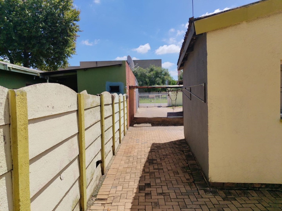 Commercial Property for Sale in Kempton Park West Gauteng
