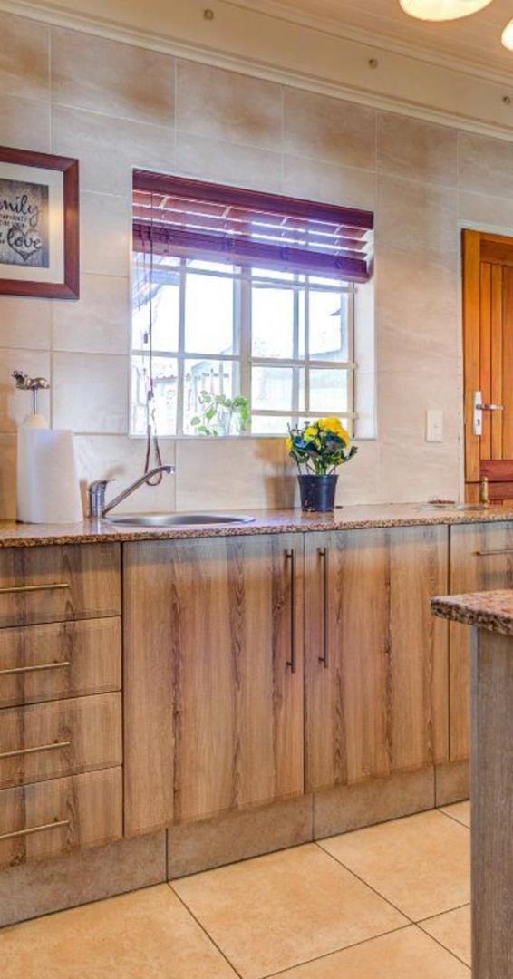 4 Bedroom Property for Sale in Van Riebeeck Park Gauteng